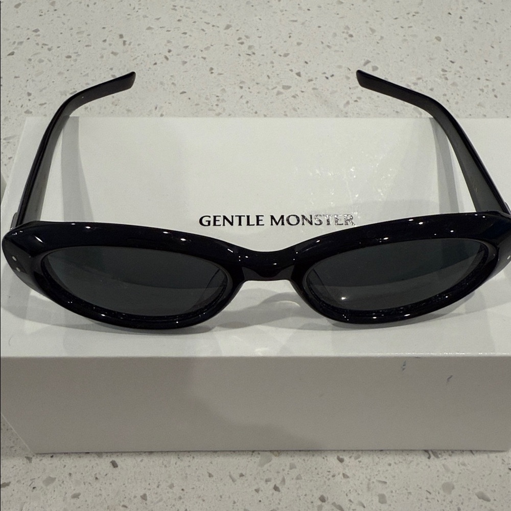 Authentic new gentle monster sunglasses